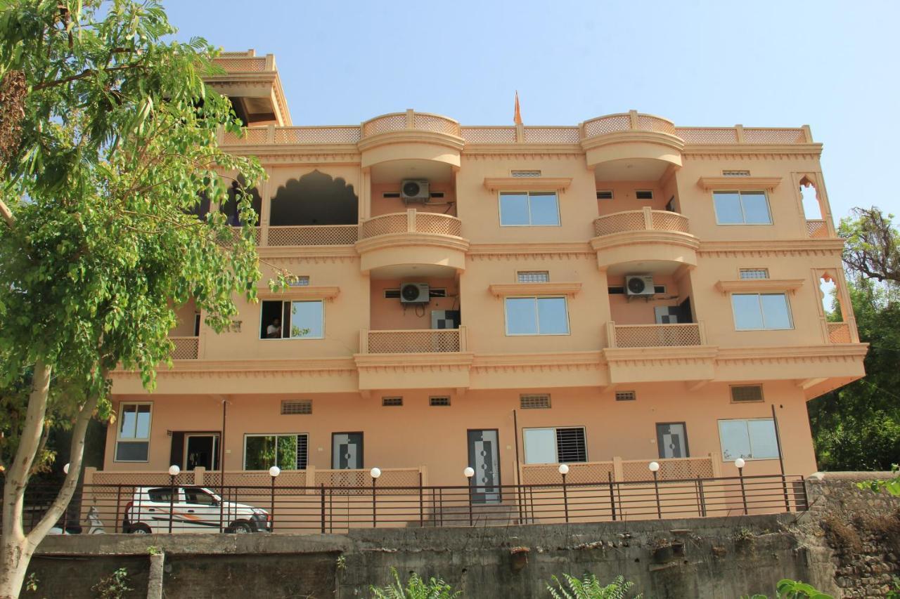 拉吉宫酒店 Maheshwar 外观 照片